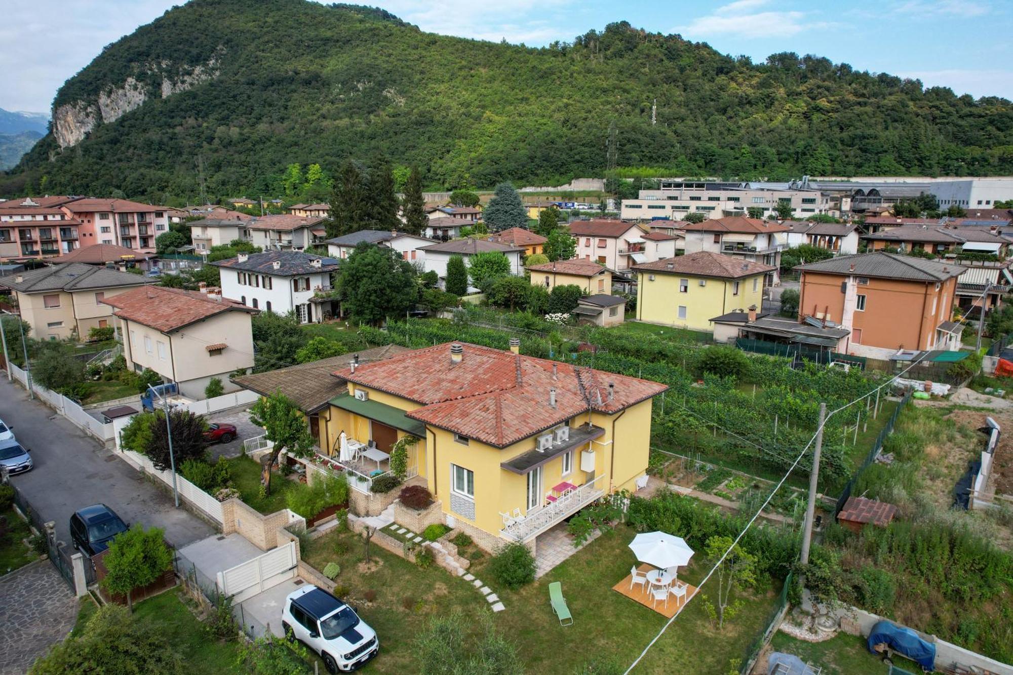 Appartamento Ll Gelsomino Di Bazzani Villanuova sul clisi Esterno foto